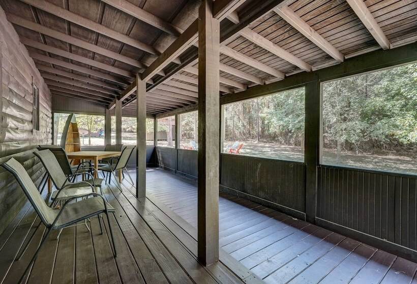 Private Broken Bow Cabin W/ Hot Tub + Gazebo!