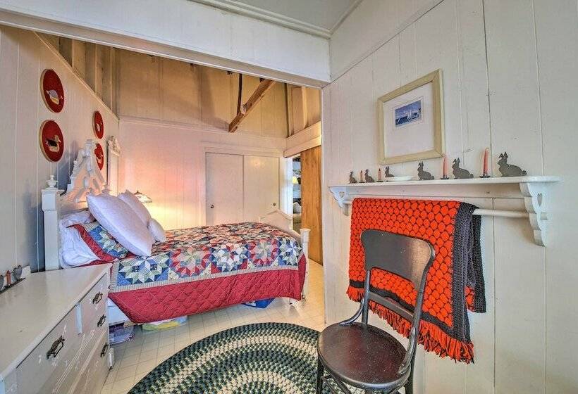 Quiet & Lovely Lakefront Cottage For Families!