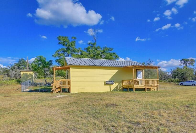 Ranch Cabin W/ Decks, 10 Mi To Fredericksburg