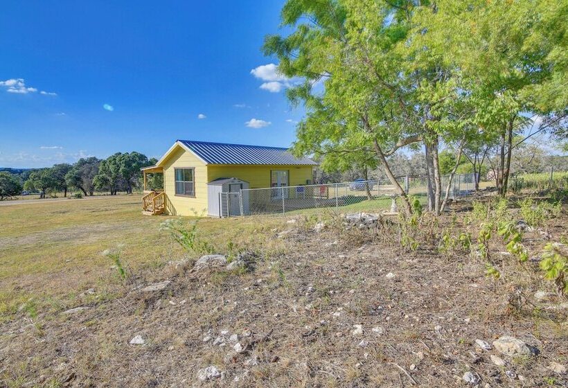 Ranch Cabin W/ Decks, 10 Mi To Fredericksburg