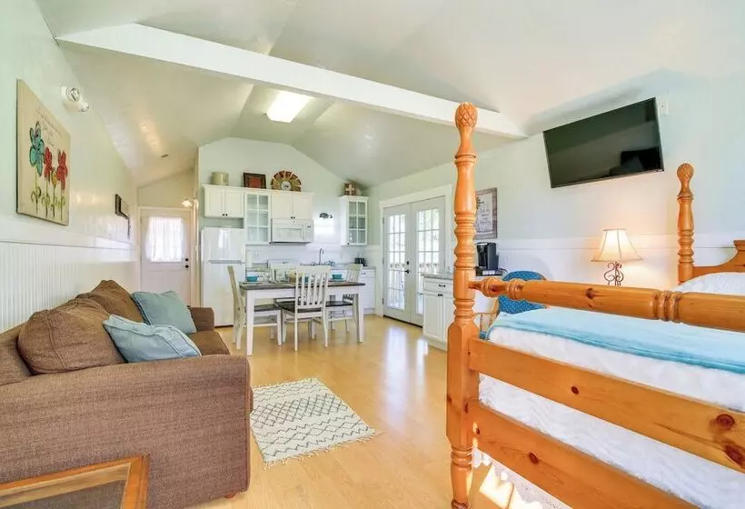 Ranch Cabin W/ Decks, 10 Mi To Fredericksburg