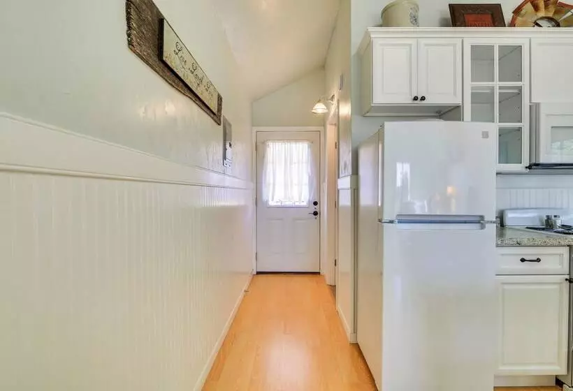 Ranch Cabin W/ Decks, 10 Mi To Fredericksburg