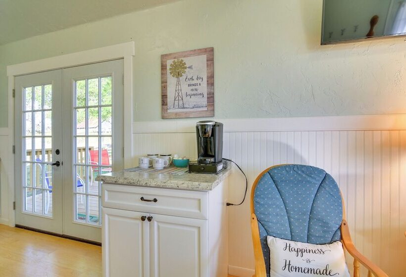 Ranch Cabin W/ Decks, 10 Mi To Fredericksburg