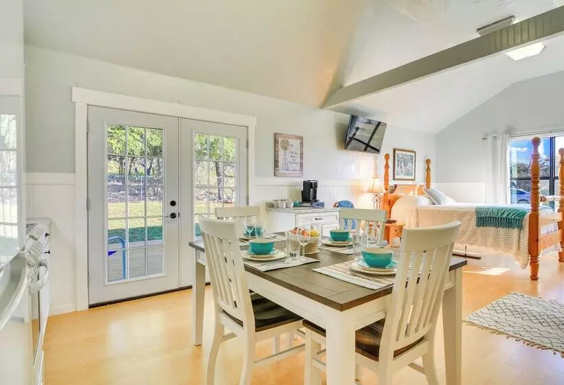 Ranch Cabin W/ Decks, 10 Mi To Fredericksburg