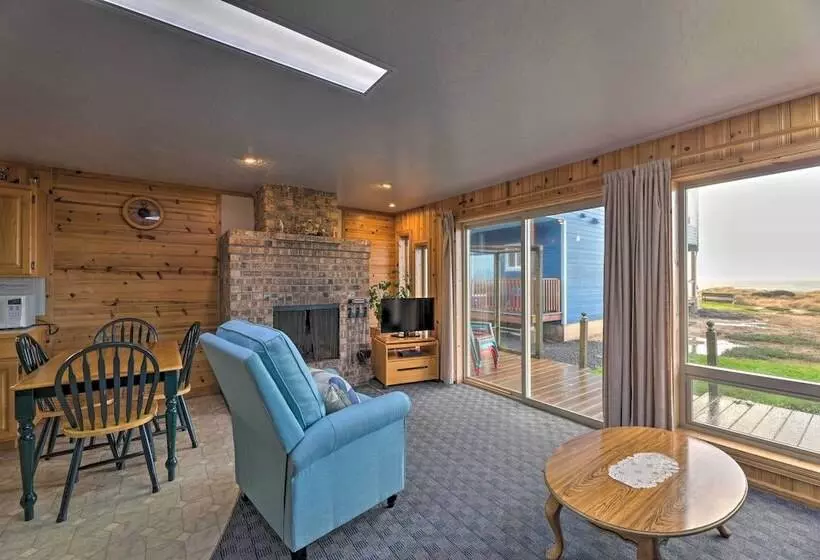 Sanderling Sea Cottages, Unit 3 W/ Private Balcony