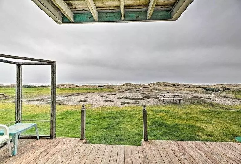 Sanderling Sea Cottages, Unit 3 W/ Private Balcony