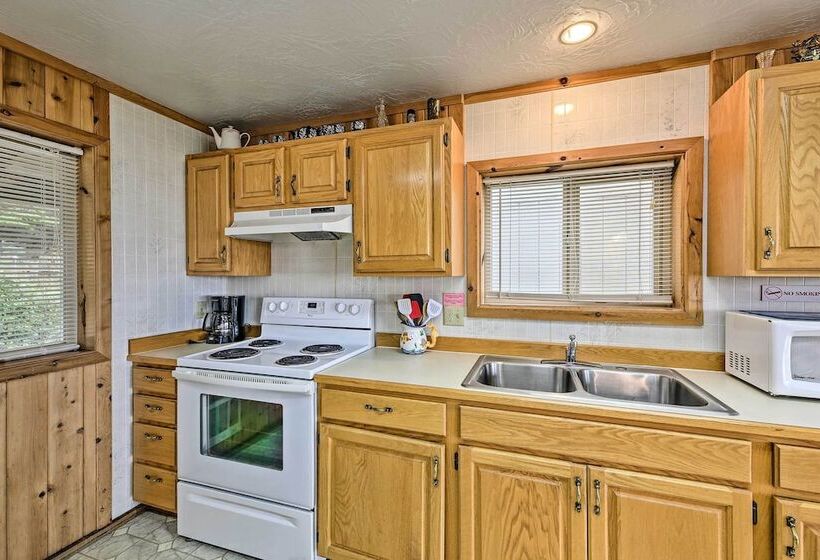 Sanderling Sea Cottages, Unit 3 W/ Private Balcony