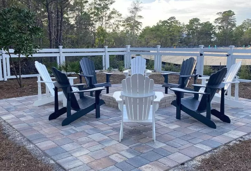 Santa Rosa Home W/ Pool Access   Half Mi To Beach!