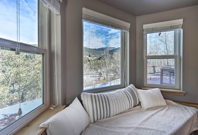 Secluded Divide Cabin W/ Hot Tub + Gas Grill!