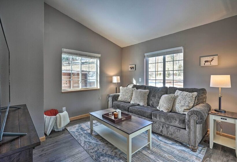 Secluded Divide Cabin W/ Hot Tub + Gas Grill!