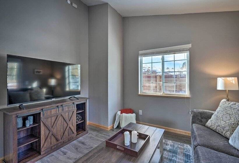 Secluded Divide Cabin W/ Hot Tub + Gas Grill!