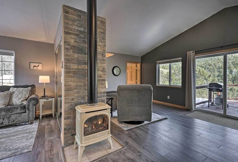 Secluded Divide Cabin W/ Hot Tub + Gas Grill!