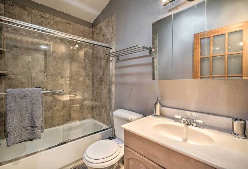 Secluded Divide Cabin W/ Hot Tub + Gas Grill!