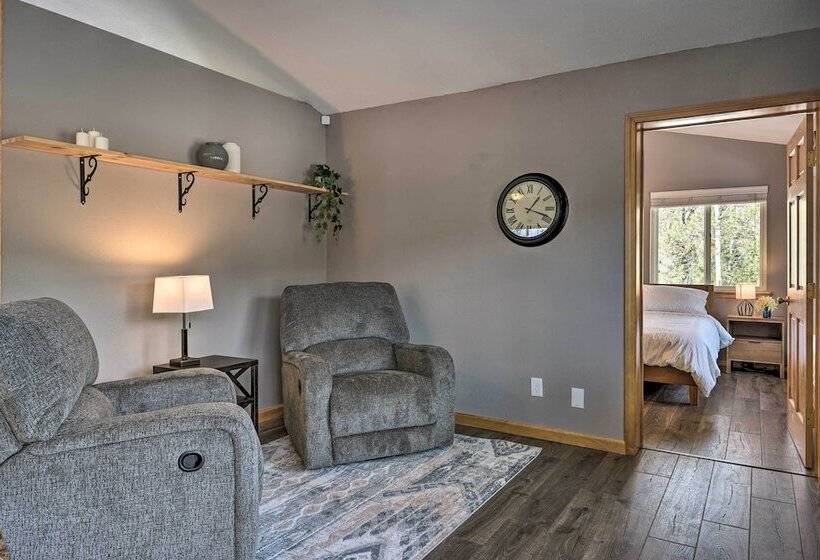 Secluded Divide Cabin W/ Hot Tub + Gas Grill!