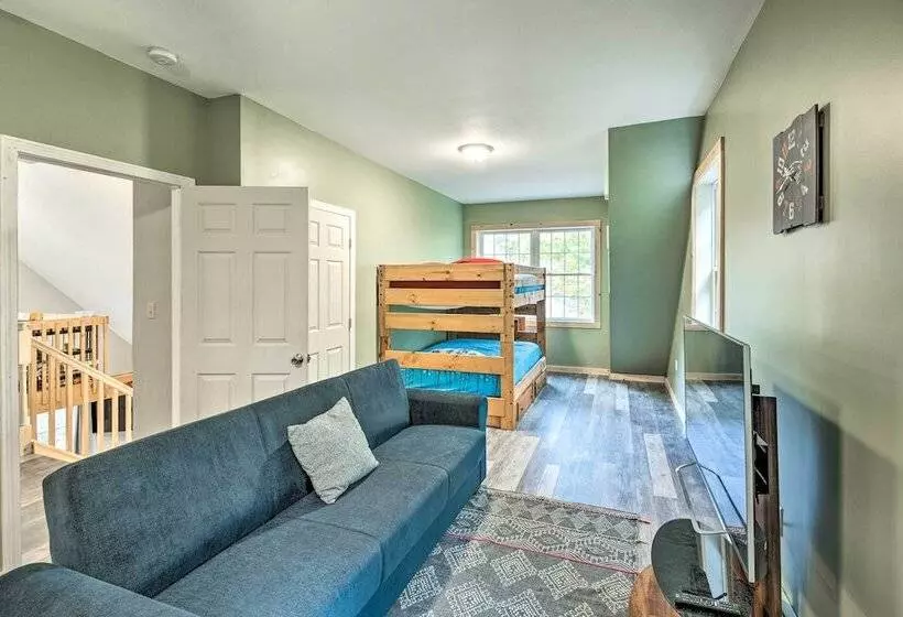 Secluded New Durham Home W/ Mtn & Lake Views!