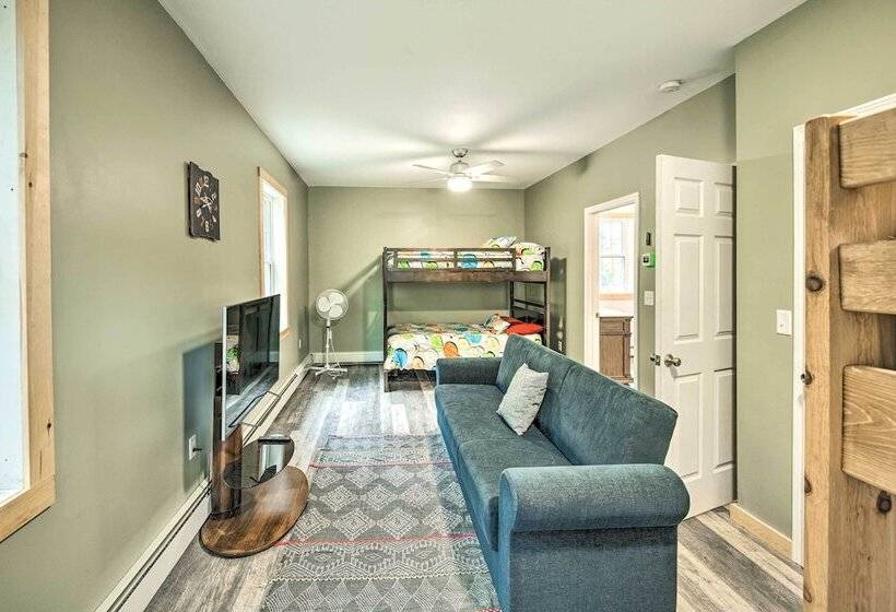 Secluded New Durham Home W/ Mtn & Lake Views!