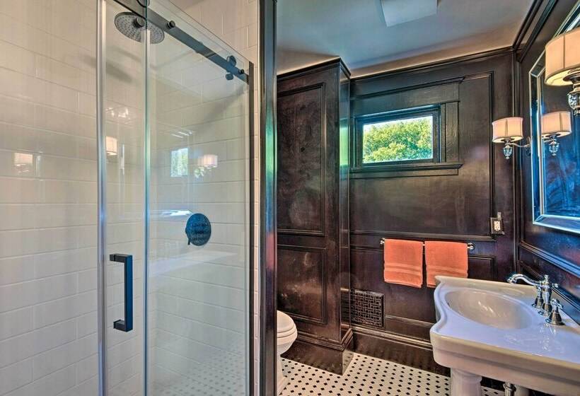 Dtwn Stunning Spirit Lake Escape Walk To Shore!