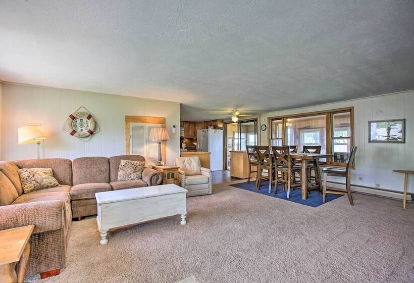 Waterfront Houghton Lake Cabin W/private Dock