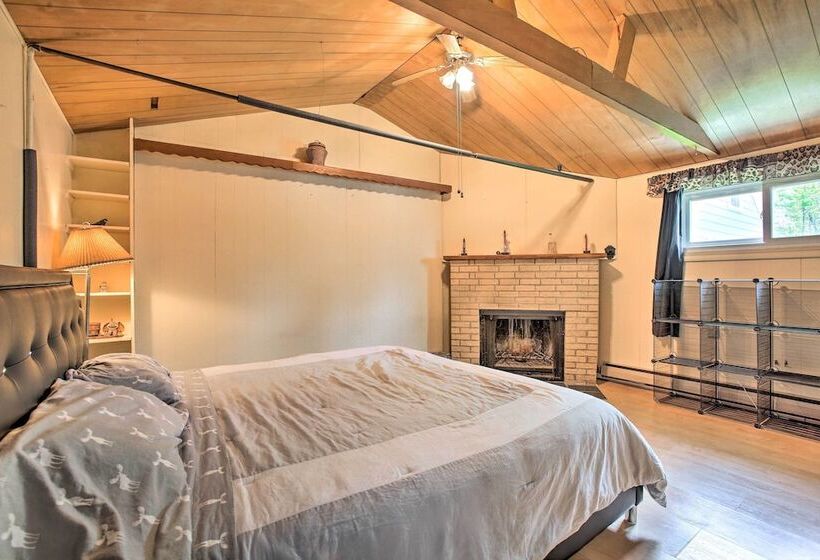 Waterfront Houghton Lake Cabin W/private Dock