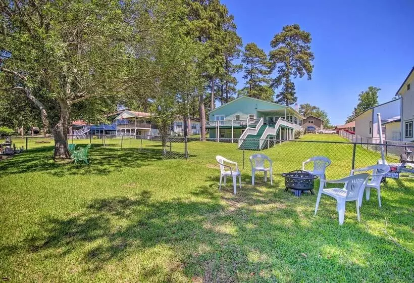 Waterfront Onalaska Retreat W/ Private Dock!