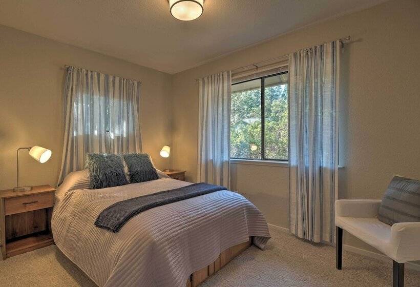 Yosemite Gateway Cabin At Pine Mountain Lake!