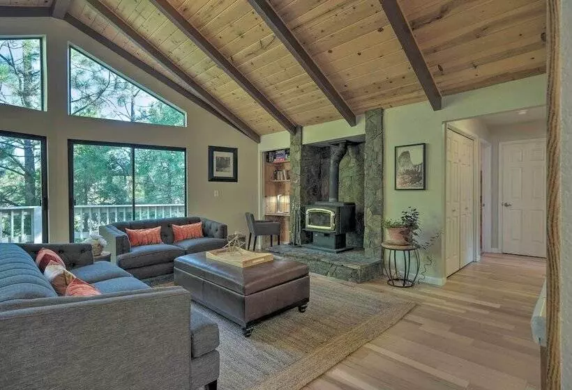 Yosemite Gateway Cabin At Pine Mountain Lake!