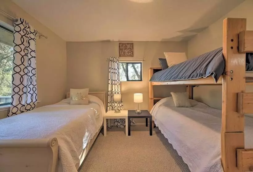 Yosemite Gateway Cabin At Pine Mountain Lake!