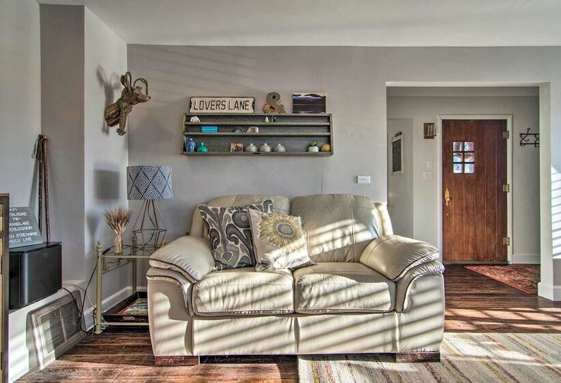 Outdoor Kitchen & Swim Spa: 1 Acre Grand Lake Home