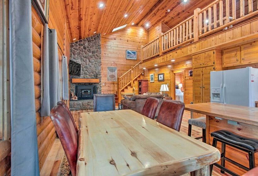 Angel Fire Escape On Bus Route: 4 Blocks To Lift!