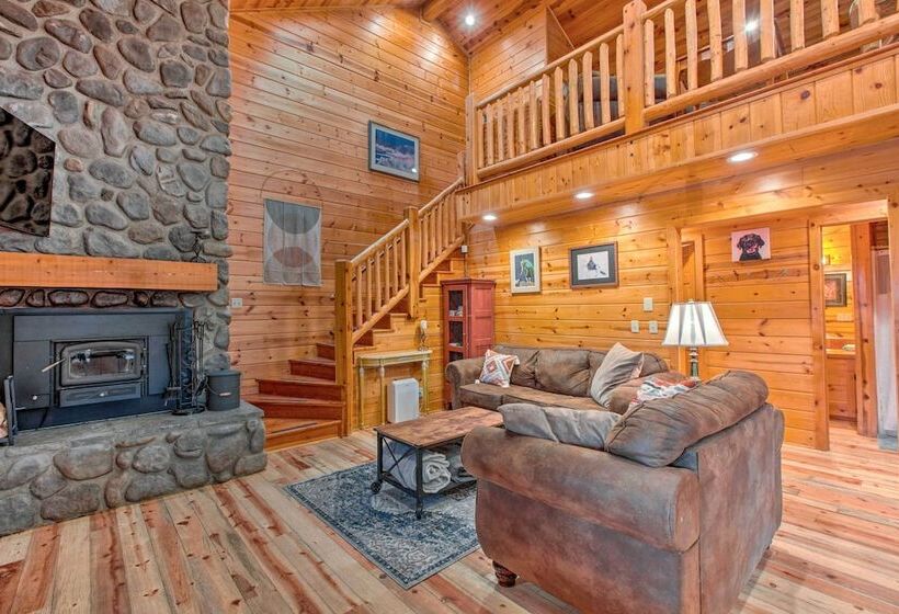 Angel Fire Escape On Bus Route: 4 Blocks To Lift!