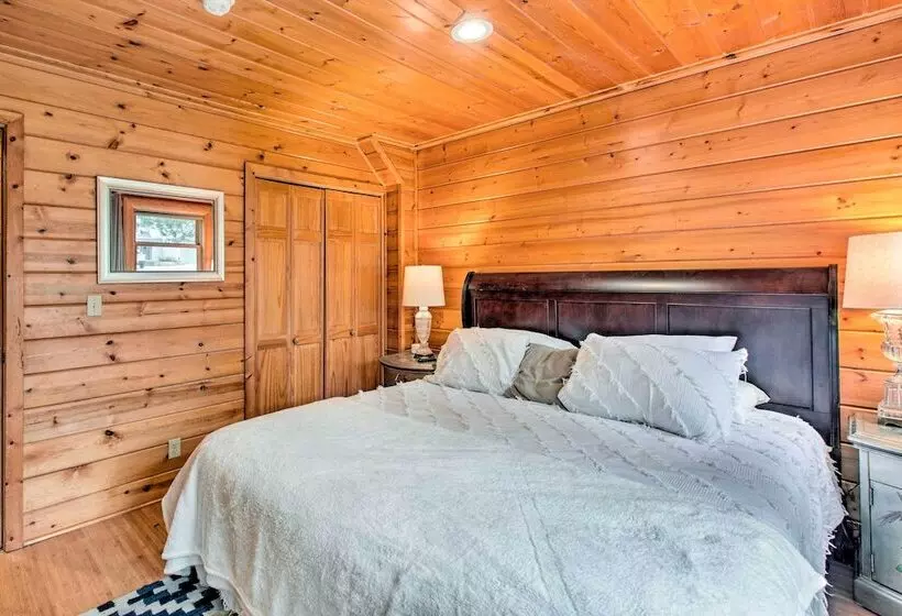 Angel Fire Escape On Bus Route: 4 Blocks To Lift!