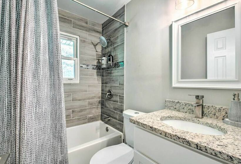 Atlanta Home W/ Large Yard < 5 Mi To Dtwn!