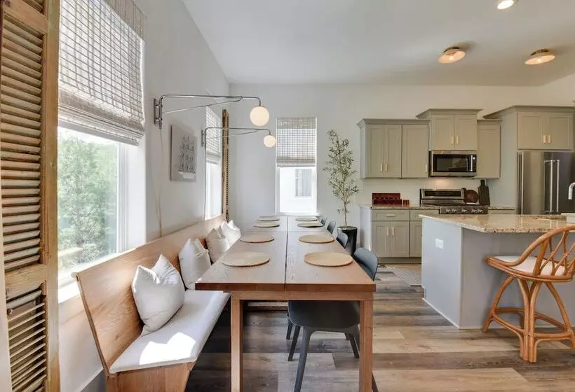 Beach House Right Off 30 A W/ Golf Cart!