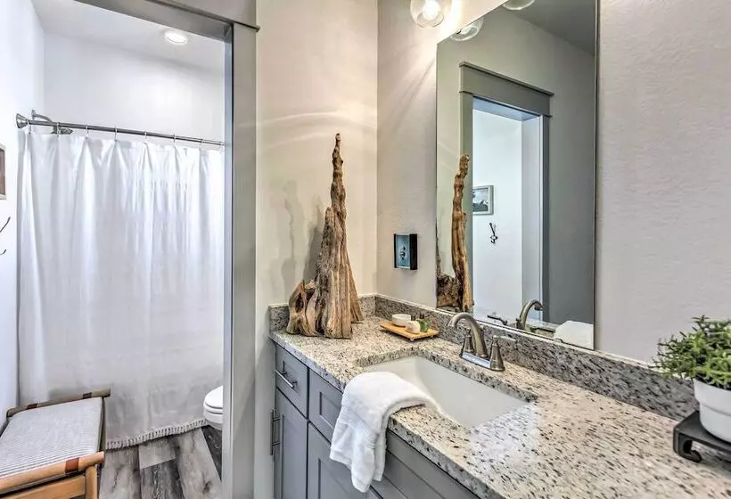 Beach House Right Off 30 A W/ Golf Cart!