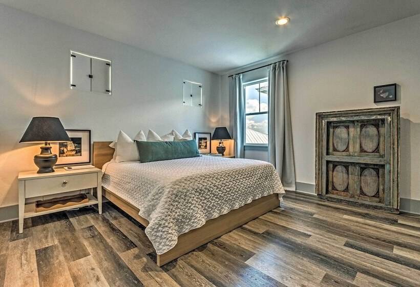 Beach House Right Off 30 A W/ Golf Cart!