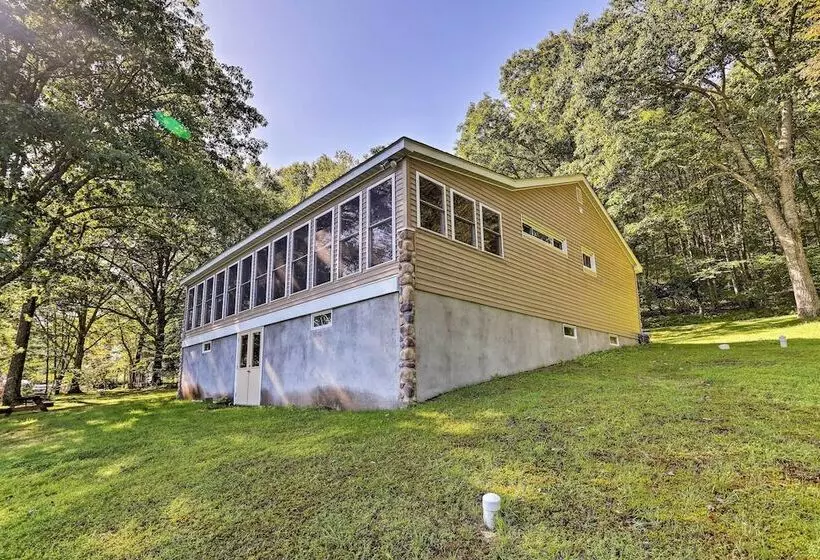 Beach Lake Cabin On Delaware River W/sunroom!