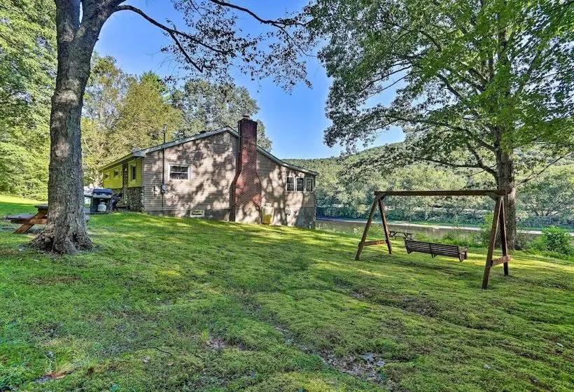 Beach Lake Cabin On Delaware River W/sunroom!