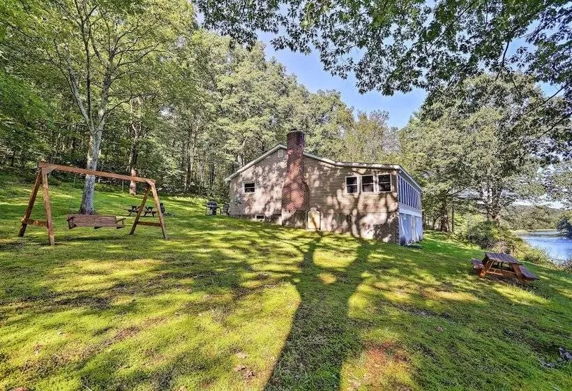 Beach Lake Cabin On Delaware River W/sunroom!