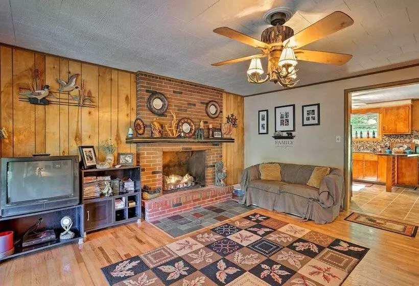 Beach Lake Cabin On Delaware River W/sunroom!