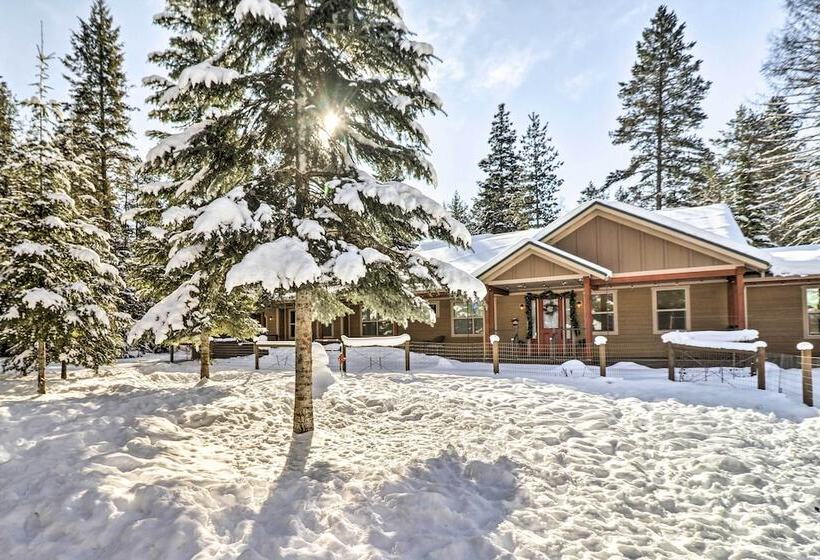 Bigfork Modern Living Pet & Family Friendly!