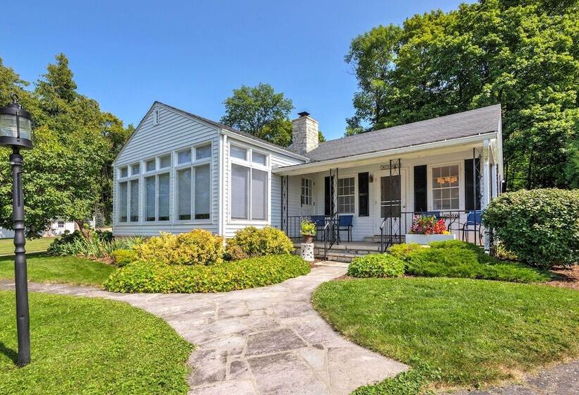 Boutique Home In Door County W/ Eagle Harbor Views