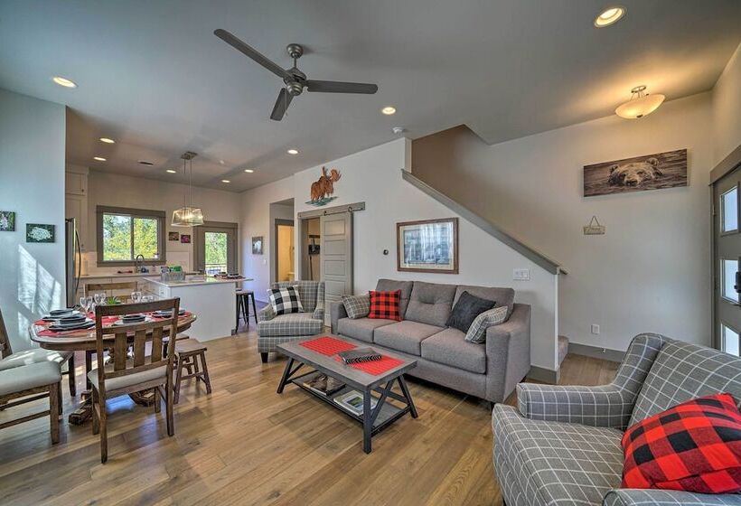 Bozeman Home W/ Deck: Walk To Fishing, Hot Springs