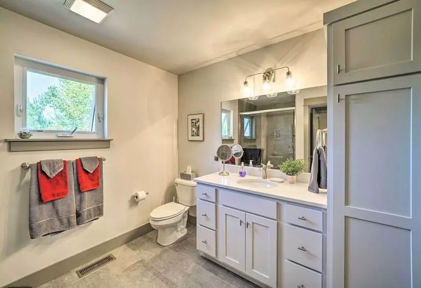 Bozeman Home W/ Deck: Walk To Fishing, Hot Springs