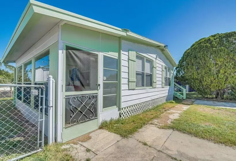 Hudson Home W/ Dock On Canal ~ 1 Mi To Beach!