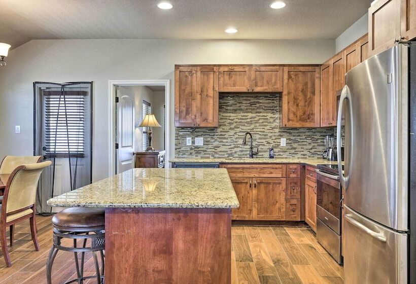 Canyon Lake Home W/ Grill ~ 1 Mi To Boat Ramp