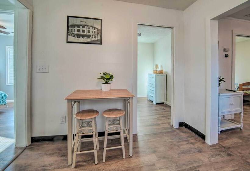 Charming Cottage W/ Yard < 1 Mi To Lake Erie!