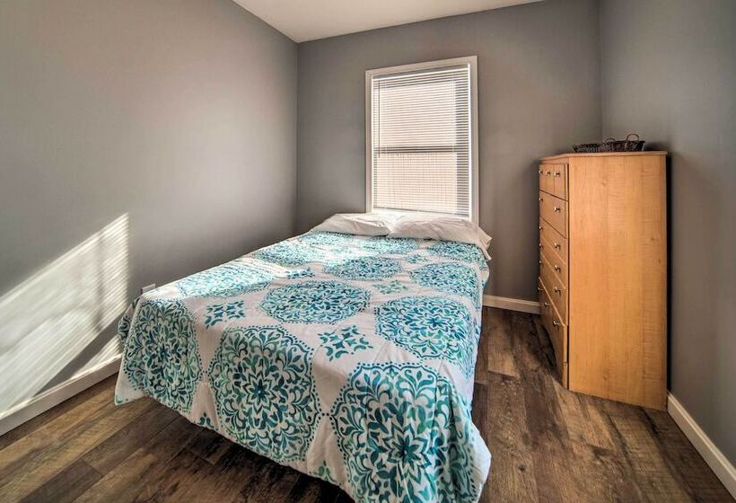 Charming Cottage W/ Yard < 1 Mi To Lake Erie!