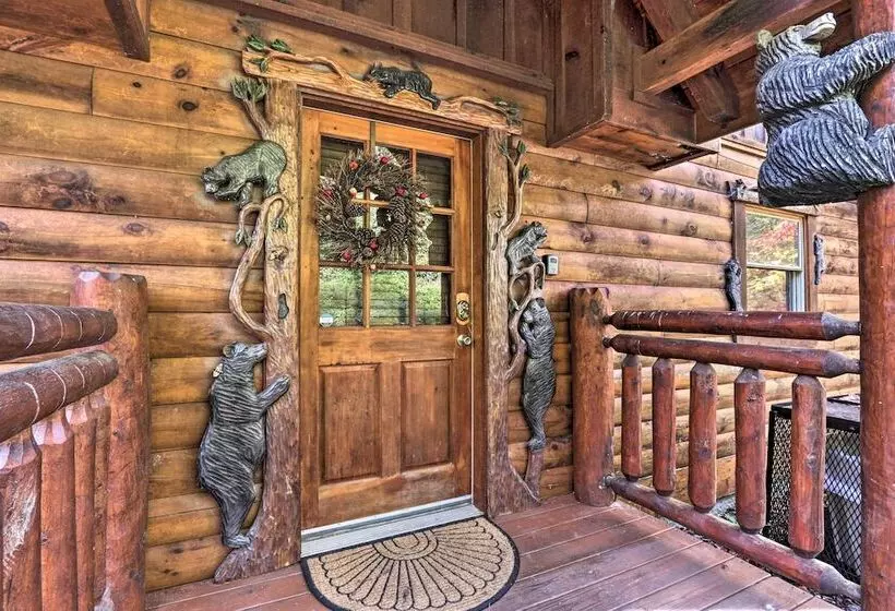Smoky Mountain Log Cabin: 7 Mi To Gatlinburg!