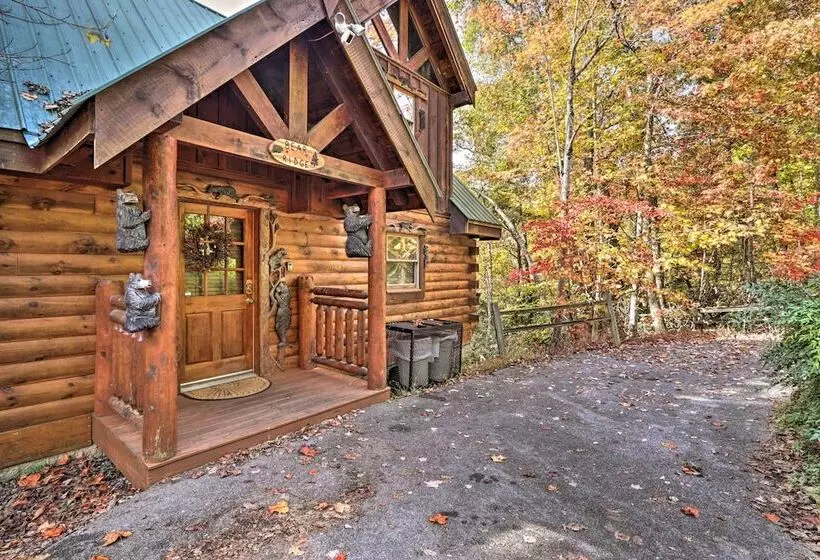 Smoky Mountain Log Cabin: 7 Mi To Gatlinburg!