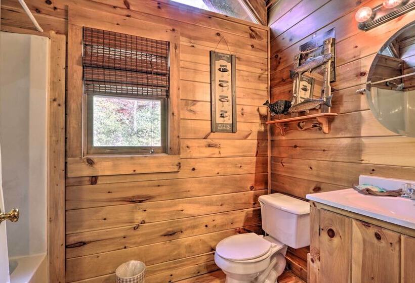 Smoky Mountain Log Cabin: 7 Mi To Gatlinburg!